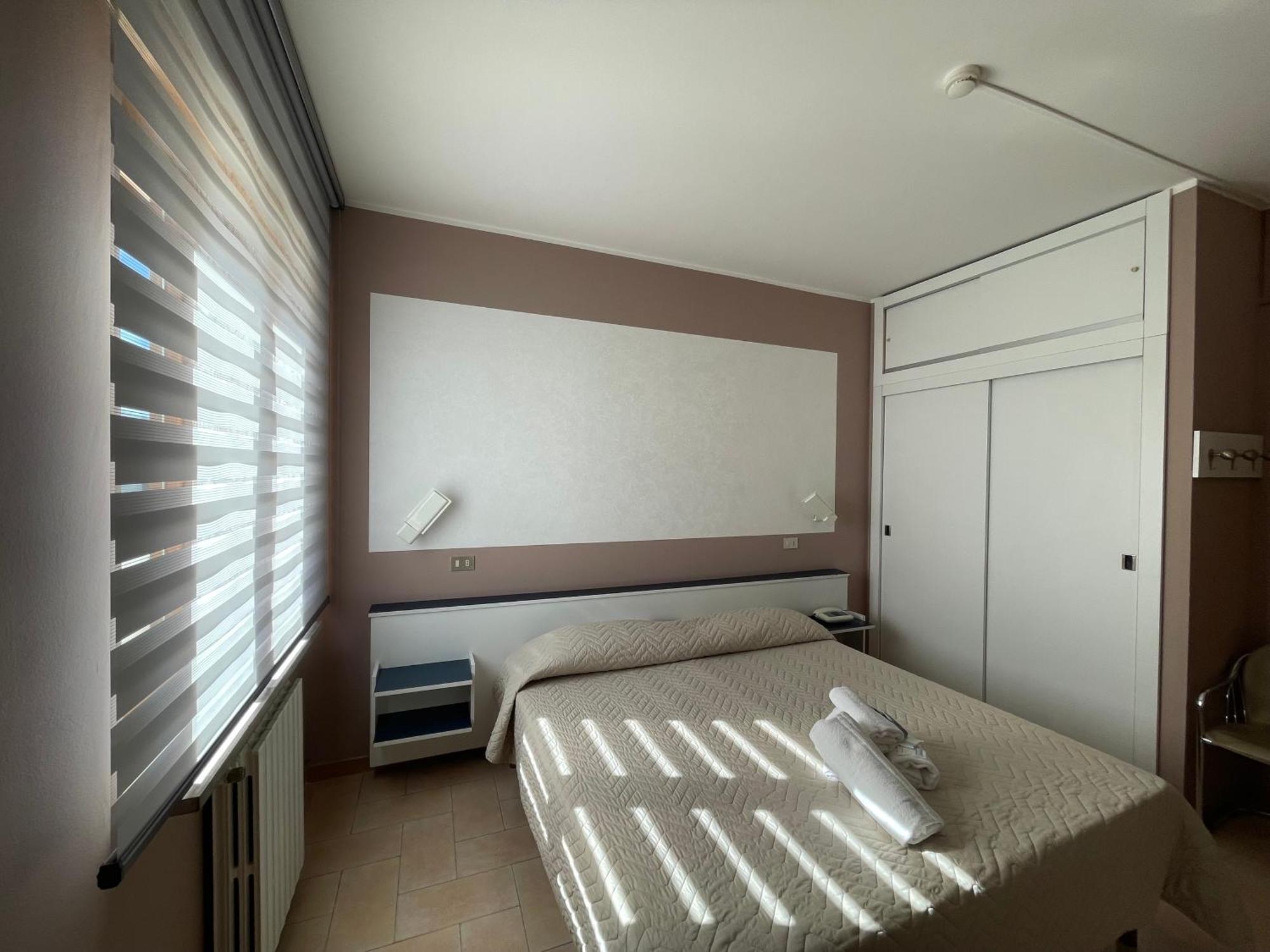 Hotel Belvedere Полла Экстерьер фото